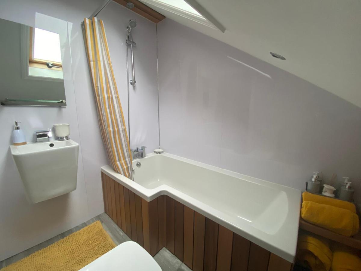 Pierremont En-Suite Rooms 브로드스테어즈 외부 사진