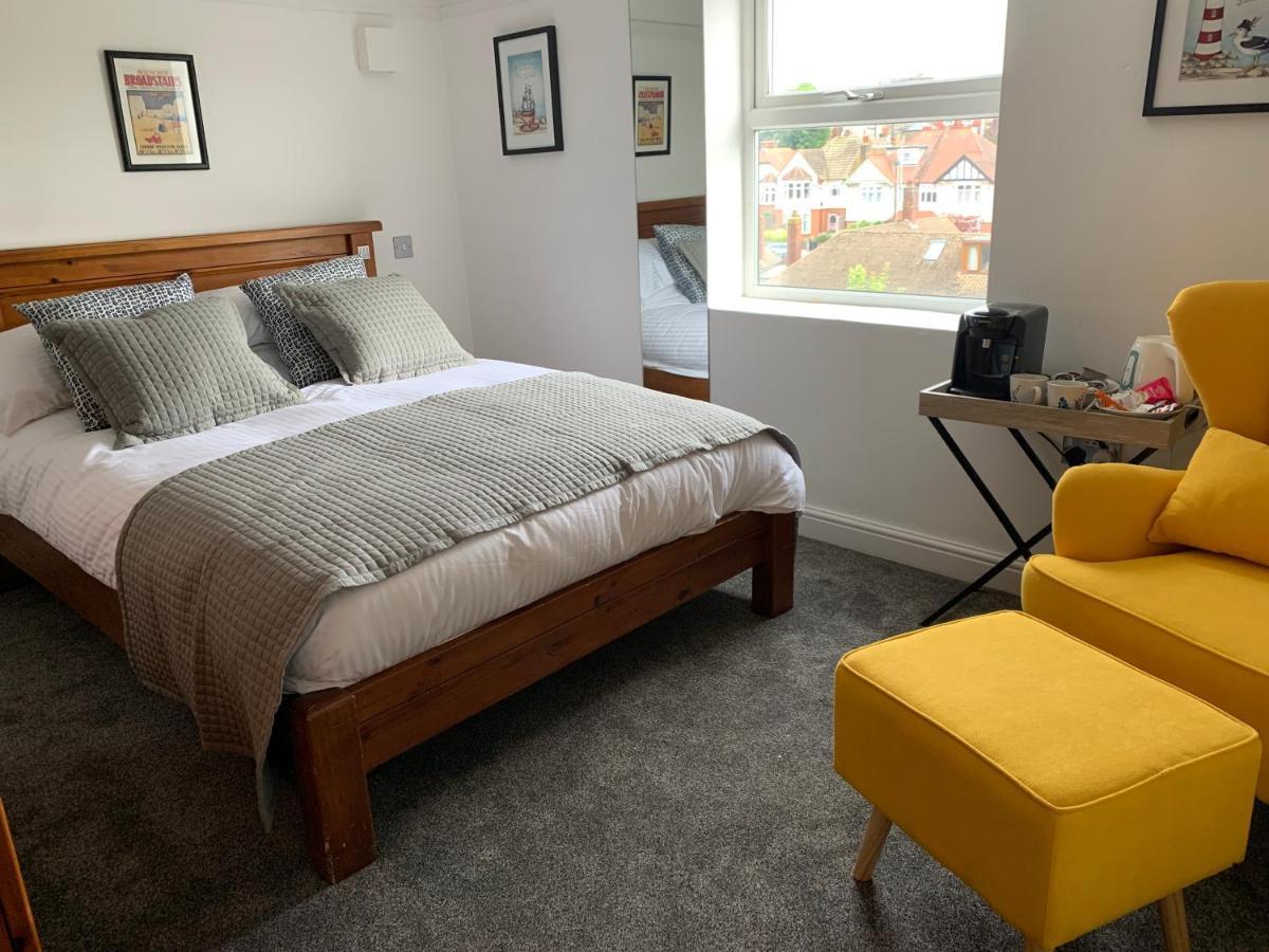 Pierremont En-Suite Rooms 브로드스테어즈 외부 사진